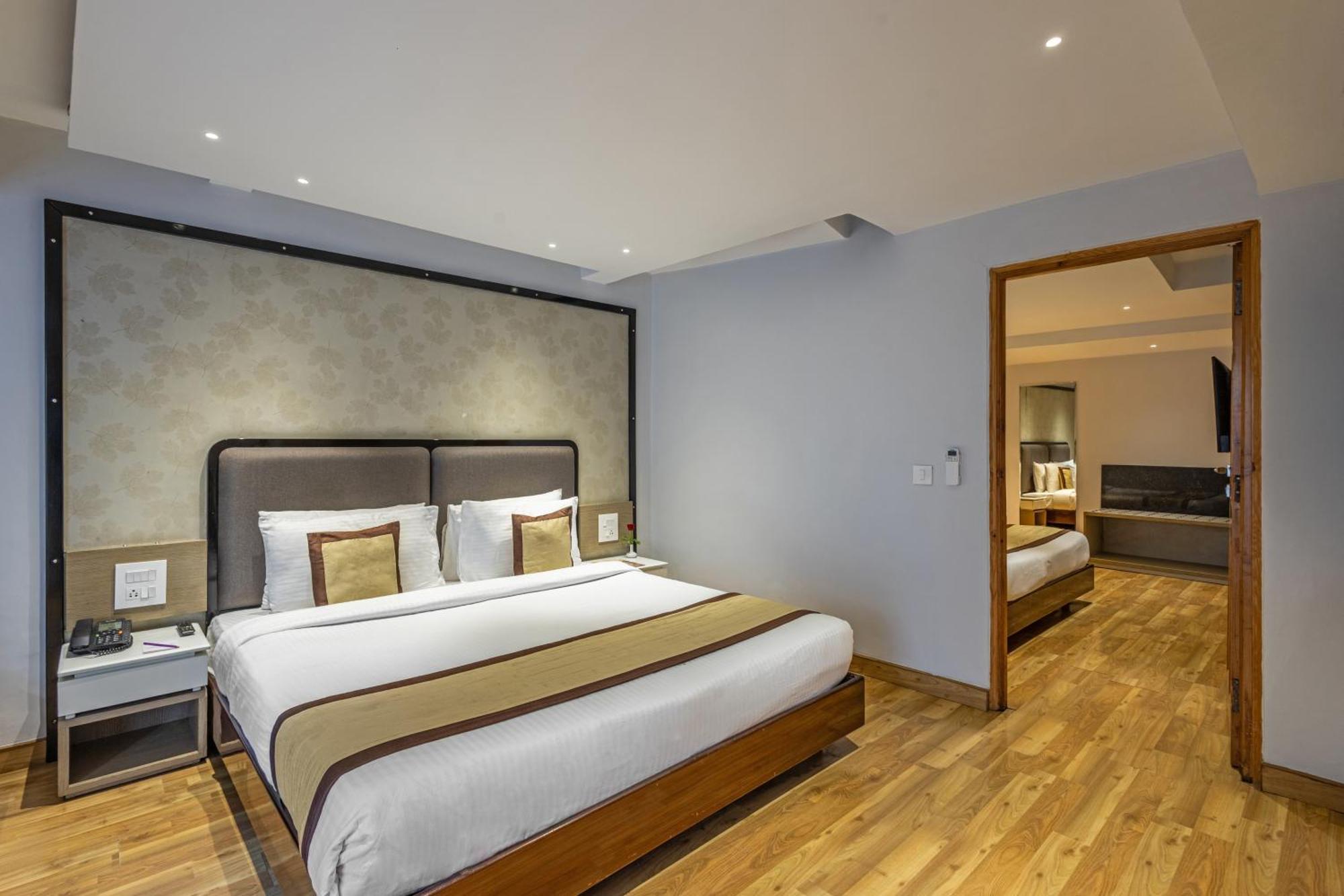 Hotel Sterling Legacy Shimla Exterior foto